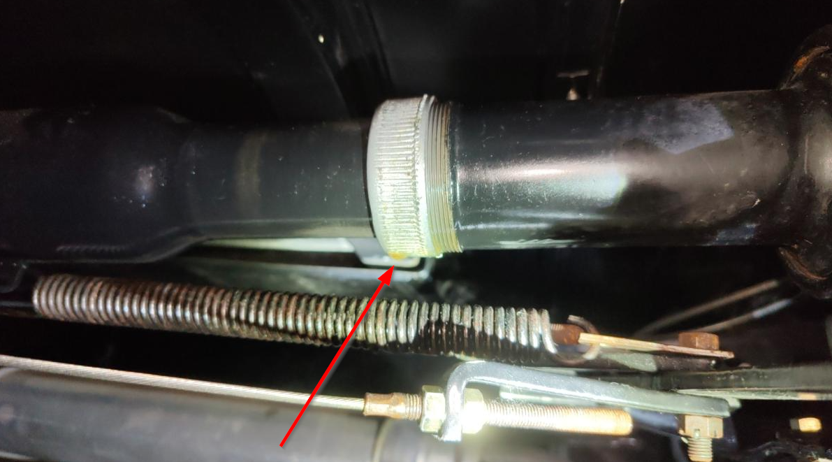 Attached picture Leaking Drive Shaft.png